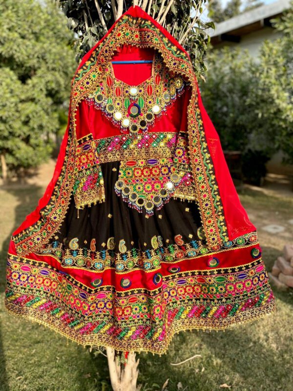 Afghan clothes