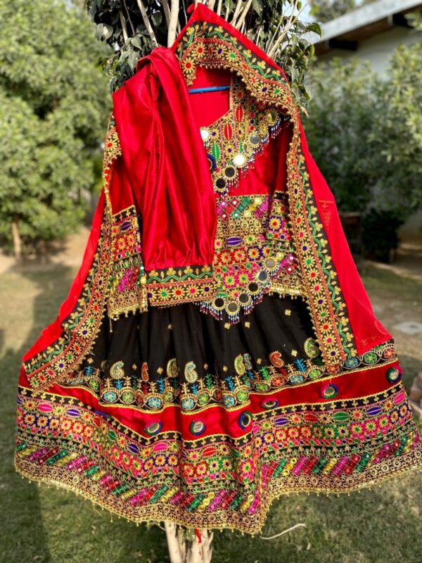 Afghan clothes